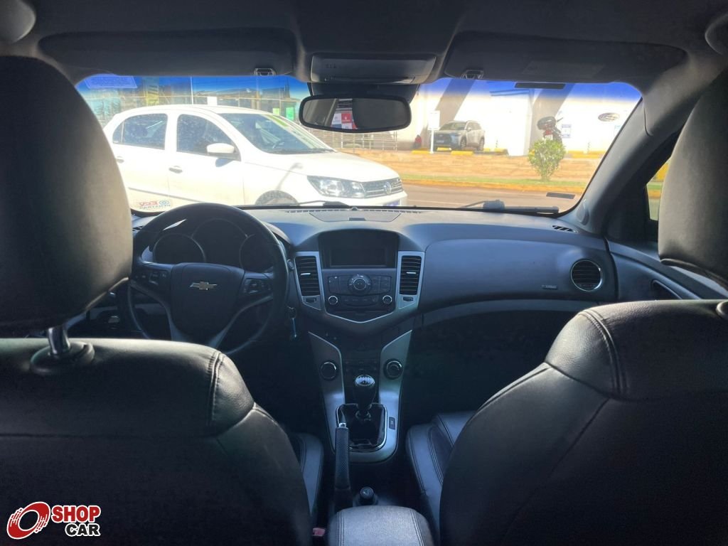 Cruze Sedan LT 1.8 16v